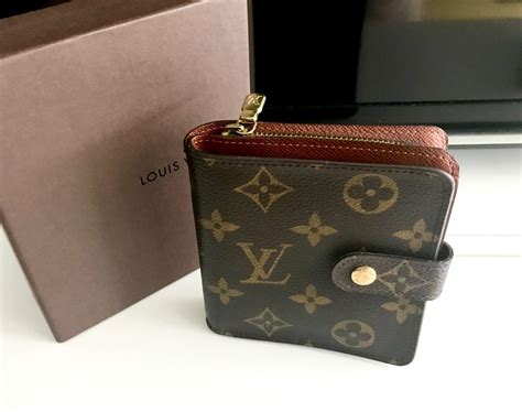 small louis vuitton zip wallet